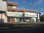 ファミリーマート 専大松戸高校前店